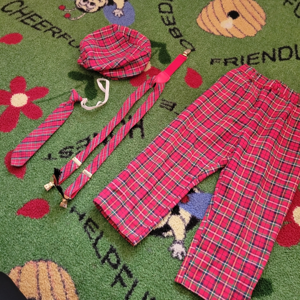 Kitestrings Boys Christmas Plaid Pants and Accessories Size 4